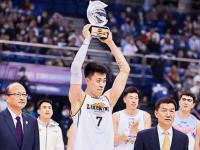 爱奇艺体育会员-张镇麟因伤退出中国男篮集训辽宁队致谢篮协