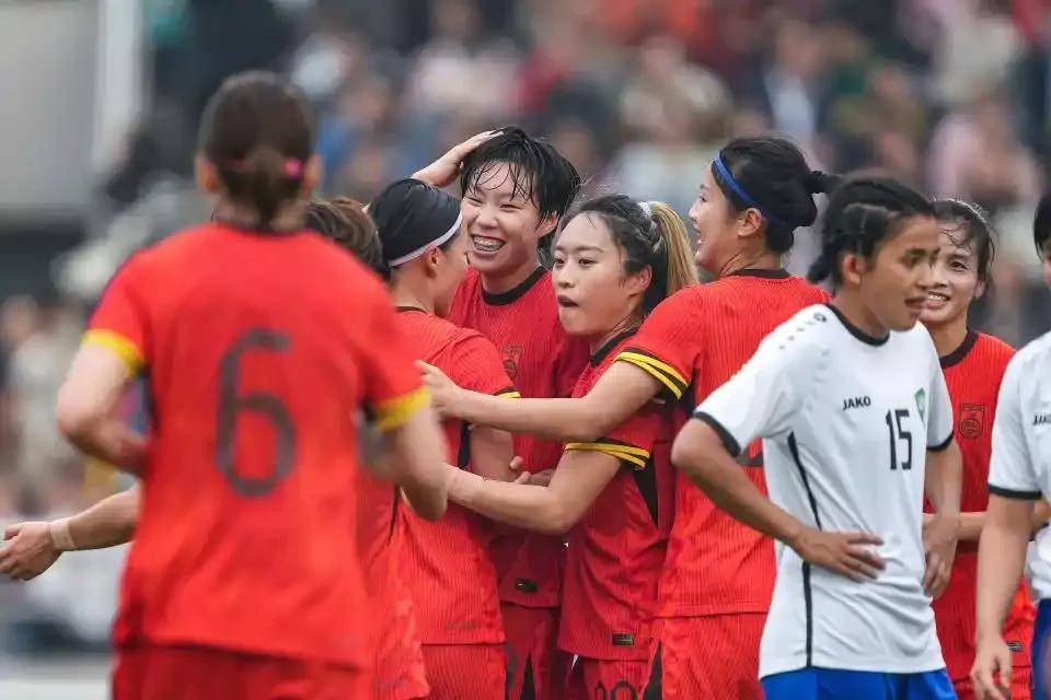 中国女足雄风依旧，力压对手取胜